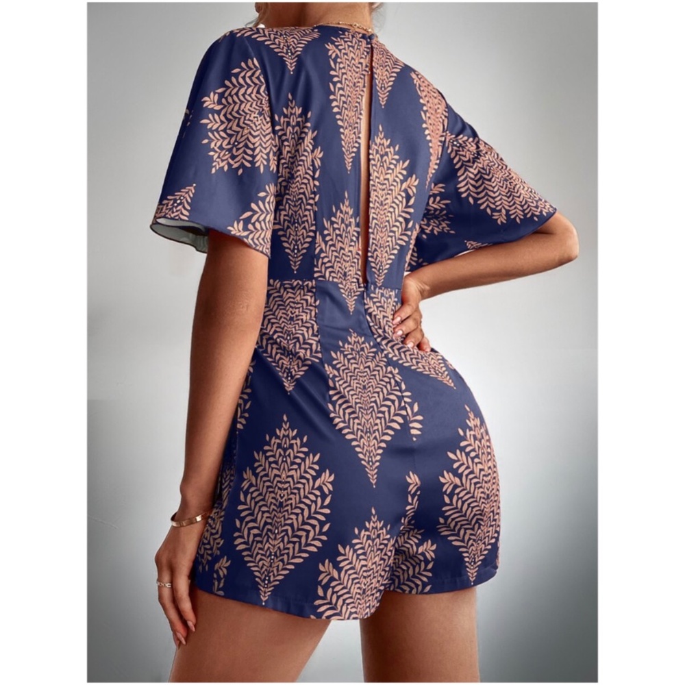 042 Boho Tropical Butterfly Sleeve Romper - Picture 13 of 13